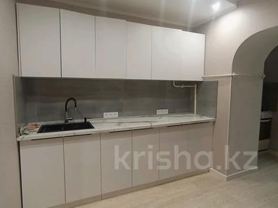 2-бөлмелі пәтер · 55 м² · 5 қабат, Жетысу -4 Парням не сдается 17 — Абая, бағасы: 270 000 ₸ в Алматы, Ауэзовский р-н