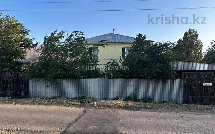 Отдельный дом · 8 комнат · 240 м² · 15.5 сот., Жабаглы Енбек 31 — Пересечение Молдагулова за 30 млн 〒 в Туркестанской обл. — фото 2