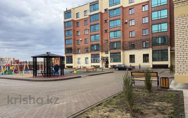 1-бөлмелі пәтер · 52 м² · 3/6 қабат, Кеменгер 41Б, бағасы: 23.5 млн ₸ в Уральске — фото 21