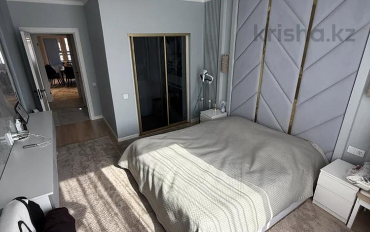 2-комнатная квартира · 70 м² · 9/12 этаж, абая 165/1 за 79 млн ₸ в Алматы, Алмалинский р-н — фото 2