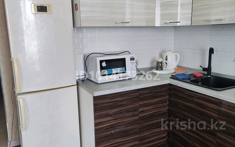 2-комнатная квартира · 68 м² · 10/10 этаж, Жунисова за 230 000 ₸ в Алматы, Наурызбайский р-н — фото 2