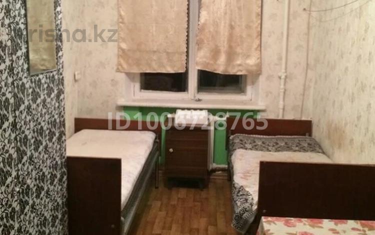 1 бөлме · 11 м², бульвар Гагарина 36, бағасы: 135 000 ₸ в Усть-Каменогорске — фото 2