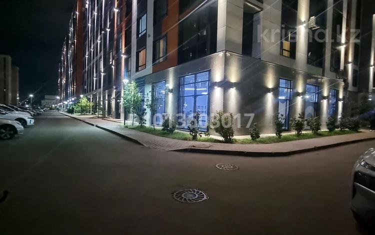 1-комнатная квартира · 40 м² · 5/9 этаж, И. Омарова - АБСОЛЮТНО НОВАЯ квартира за ~ 27.5 млн ₸ в Астане, Нура р-н — фото 16
