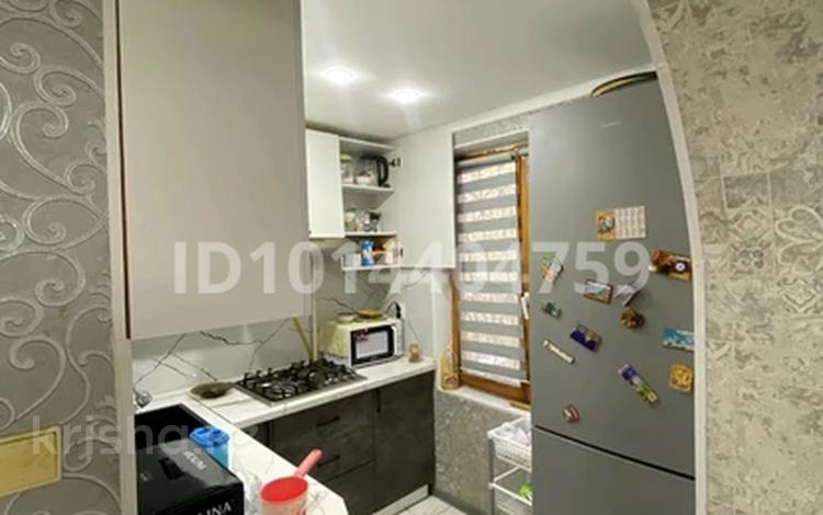 3-комнатная квартира · 60 м² · 2/5 этаж, мкр 5 35 за 18.5 млн ₸ в Актобе — фото 2