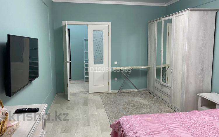 1-комнатная квартира · 52 м² · 5/9 этаж, Сарайшик 79 за 12 000 〒 в Уральске — фото 2