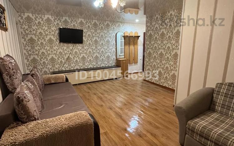 2-комнатная квартира · 42 м² · 3/5 этаж, 1 мкр 16 за 85 000 〒 в Лисаковске — фото 2