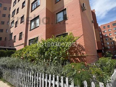 5-бөлмелі пәтер · 178 м² · 1/7 қабат, 17-й мкр 110, бағасы: 70 млн ₸ в Актау