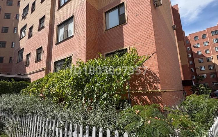 5-бөлмелі пәтер · 178 м² · 1/7 қабат, 17-й мкр 110, бағасы: 70 млн ₸ в Актау — фото 2