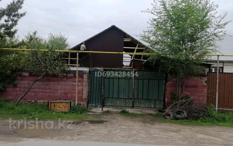 5-комнатный дом помесячно, 100 м², Шиели за 100 000 〒 в Алматы — фото 2
