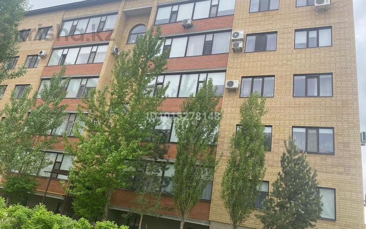 2-комнатная квартира · 118 м² · 1/5 этаж, мкр. Алтын орда, Алии молдогуловой 64 за 32.1 млн ₸ в Актобе — фото 2