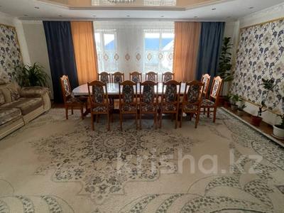 Жеке үй · 6 бөлме · 189.1 м² · 10 жүзд., Ер Таргын 596, бағасы: 42 млн ₸ в Актобе, жилой массив Заречный-3