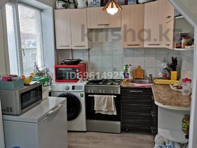 3-комнатная квартира · 60 м² · 2/5 этаж, пгт Балыкши, Каршынбай Ахмедияров 20 — Мастер дом за 17 млн 〒 в Атырау