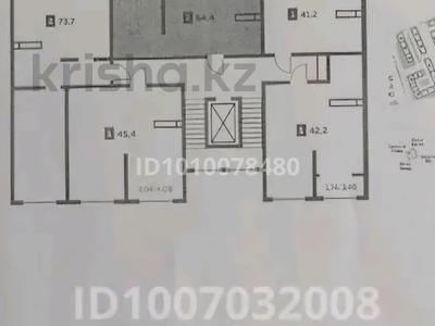 3-бөлмелі пәтер · 64.4 м² · 6/9 қабат, мкр Шугыла 342/1 — Абая, бағасы: 35.2 млн ₸ в Алматы, Наурызбайский р-н