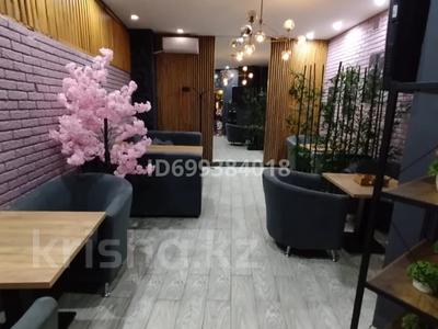 Бизнес лаундж бар · 170 м² за 6.5 млн 〒 в Актобе, мкр 12
