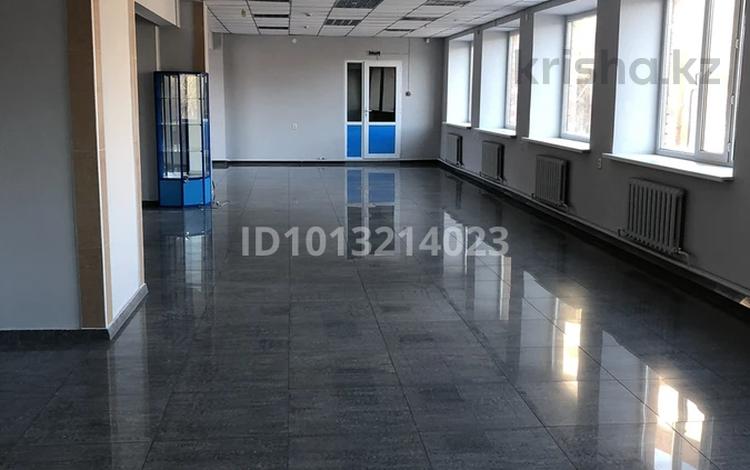 Свободное назначение, офисы, салоны красоты, образование · 150 м² за 600 000 ₸ в Караганде, Казыбек би р-н — фото 2