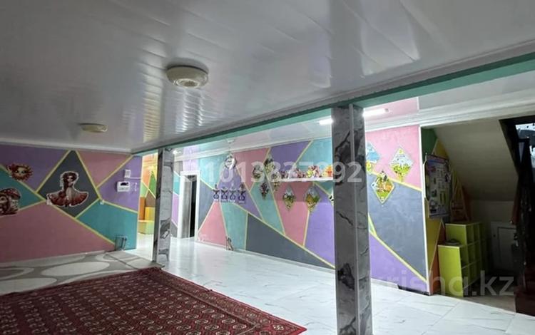 Жеке үй · 12 бөлме · 350 м² · 10 жүзд., Суюнбая 398а, бағасы: 100 млн ₸ в Исаеве — фото 2