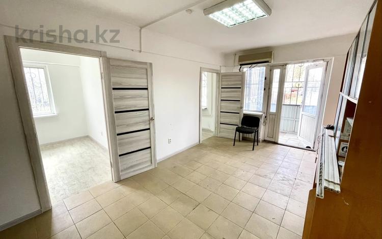 4-комнатная квартира · 60 м² · 1/5 этаж, Бурова 27/2 — Центральный Рынок, Школа№35 за 30 млн ₸ в Усть-Каменогорске — фото 2