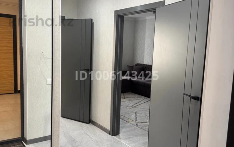 1-комнатная квартира · 50 м² · 2/16 этаж, мкр Нурсат 2, Назарбекова — Шаяхметов за 250 000 ₸ в Шымкенте, Каратауский р-н — фото 2