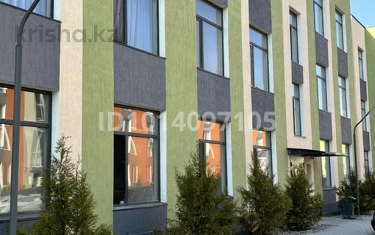 1-бөлмелі пәтер · 36 м² · 2/3 қабат, Аубакирова 12/45а, бағасы: 22 млн ₸ в  — фото 2
