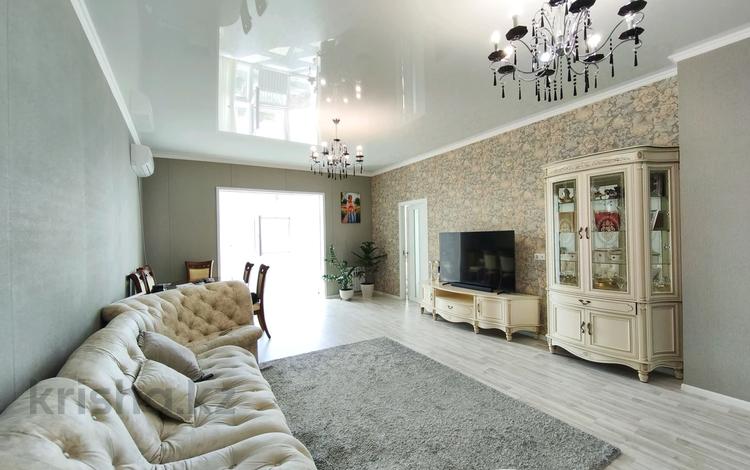 3-бөлмелі пәтер · 140 м² · 42/43 қабат, Желтоксан 2/1, бағасы: 80 млн ₸ в Астане, Сарыарка р-н — фото 93