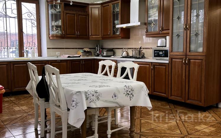 Отдельный дом · 6 комнат · 285 м² · 12 сот., Атырау за 230 млн ₸ в  — фото 2