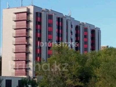 2-бөлмелі пәтер · 38 м² · 8/9 қабат, 27-шағынаудан, Юго-Восток ш/а., 27-шағынаудан 4 — Карбышева 4, бағасы: 11.5 млн ₸ в Караганде, Казыбек би р-н