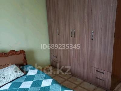 3-комнатная квартира · 67 м² · 4/5 этаж, Ауэзова 87 — 8 школы за 18 млн ₸ в Аксу