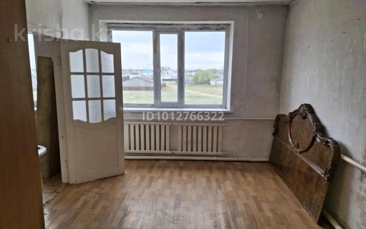 3-бөлмелі пәтер · 51 м² · 2/2 қабат, Дружбы 13, бағасы: 3.5 млн ₸ в Заре — фото 2