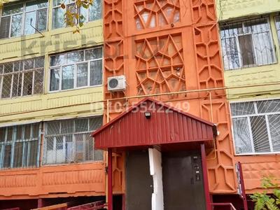 2-бөлмелі пәтер · 54 м² · 1/5 қабат, Алатау ш/а., бағасы: 12.5 млн ₸ в Таразе, мкр Алатау