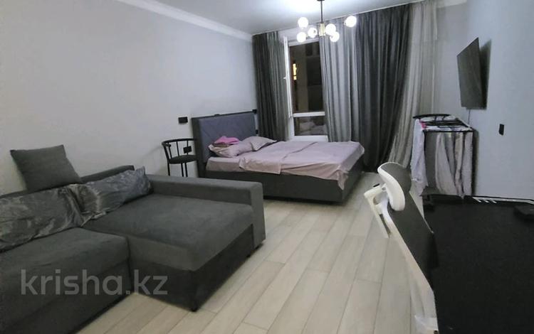 1-бөлмелі пәтер · 45 м² · 4/13 қабат, Просп. Назарбаева 28, бағасы: 20 000 ₸ в Алматы, Жетысуский р-н — фото 2