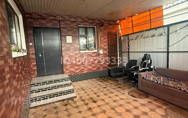 Жеке үй · 4 бөлме · 80 м² · 2 сот., Курильская 16, бағасы: 39 млн ₸ в Алматы, Алмалинский р-н — фото 2