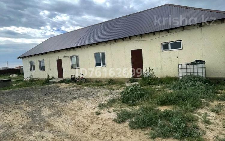Отдельный дом · 2 комнаты · 132 м², Мешіт ауыл за 150 000 〒 в Кульсары — фото 2
