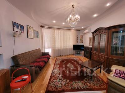 2-бөлмелі пәтер, 80 м², 1/6 қабат ай сайын, Ходжанова 10, бағасы: 350 000 〒 в Алматы, Бостандыкский р-н