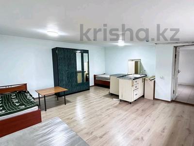 Отдельный дом · 7 комнат · 70 м², Тлендиева 150 летия Абая за 600 000 〒 в Астане, Сарыарка р-н