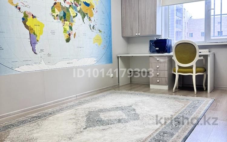 4-комнатная квартира · 136 м² · 7/10 этаж, К. Сатпаева 24 за 600 000 ₸ в Астане, Алматы р-н — фото 2
