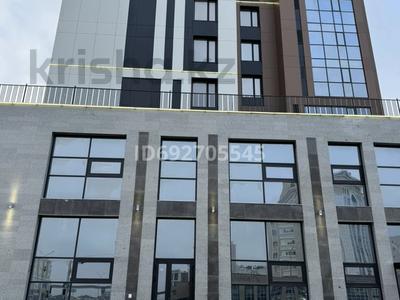 2-комнатная квартира, 70 м², Нажимеденова 7 за 31.5 млн 〒 в Астане, Алматы р-н