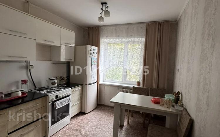 2-бөлмелі пәтер · 54 м² · 1/5 қабат, Иртышская 17В, бағасы: 21 млн ₸ в Семее — фото 2