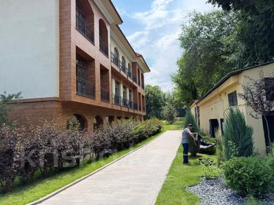 5-бөлмелі пәтер · 216 м² · 1/4 қабат, Тайманова 222/6, бағасы: 216 млн ₸ в Алматы, Медеуский р-н