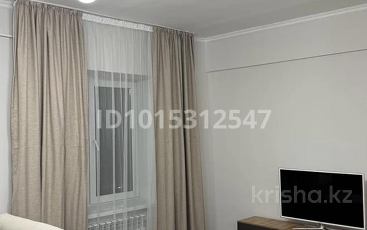 2-комнатная квартира · 50 м² · 1/5 этаж, мкр Самал-2 48 — Мендикулова - Снегина за 400 000 ₸ в Алматы, Медеуский р-н — фото 2