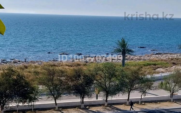 3-комнатная квартира · 86 м² · 3/4 этаж, 14-й мкр, 14 микрарайон 90 за 80 млн 〒 в Актау — фото 22