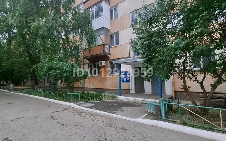2-бөлмелі пәтер · 43 м² · 4/5 қабат, Карбышева 15 — Рядом 17 Школа, КИНЭУ., бағасы: 16.5 млн ₸ в Костанае — фото 2
