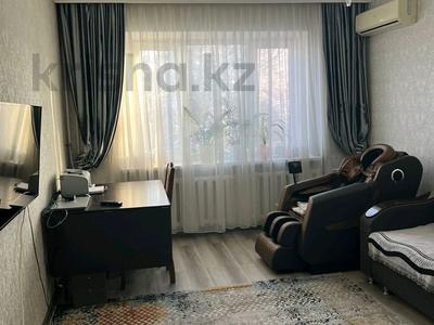 2-бөлмелі пәтер · 53 м² · 4/5 қабат, Таугүл-3 ш/а., Ыкылас — Жандосова-Шаймерденова, бағасы: 36.5 млн ₸ в Алматы, Ауэзовский р-н