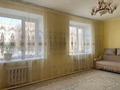 3-бөлмелі пәтер · 90 м² · 2/2 қабат, Теміржолшылар 93, бағасы: 18 млн ₸ в Усть-Каменогорске, Ульбинский