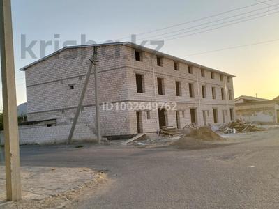 Отдельный дом · 6 комнат · 375 м² · 2 сот., Кулбарак батыр 2/1 — Рядом Ресторан Акнур за 46 млн ₸ в Жанаозен