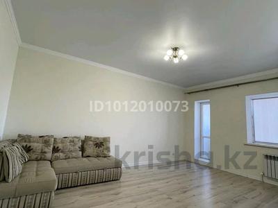 2-бөлмелі пәтер · 72 м² · 3/5 қабат, мкр. Алтын орда 23Д — Тауелсиздик, бағасы: 180 000 ₸ в Актобе