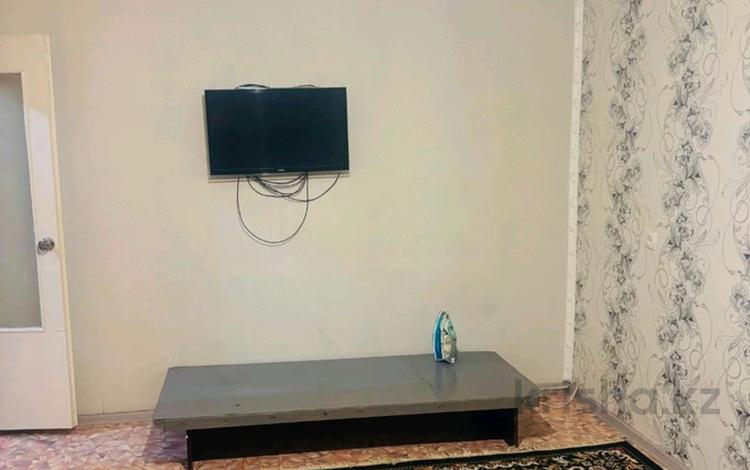 3-бөлмелі пәтер · 70 м² · 5/5 қабат, Мынбулак ш/а. 52-а — 9 мкр базарчик, возле Кайкармета, бағасы: 85 000 ₸ в Таразе,  мкр Мынбулак — фото 2