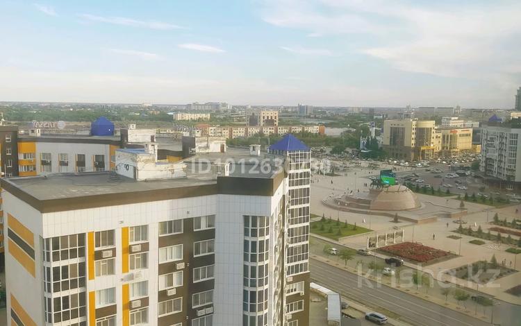2-бөлмелі пәтер · 63.4 м² · 12/12 қабат, Пр.Тайманова 48, бағасы: 48 млн ₸ в Атырау — фото 24