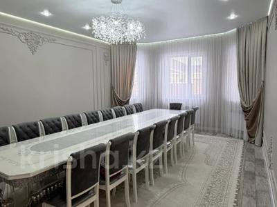 Жеке үй · 4 бөлме · 200 м² · 8 жүзд., СК УЧИТЕЛЬ, бағасы: 68 млн ₸ в Актобе