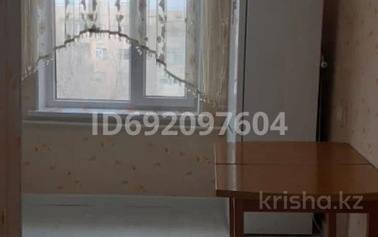 2-бөлмелі пәтер, 60 м², 4/4 қабат ай сайын, 3 1, бағасы: 120 000 〒 в Кульсары — фото 2