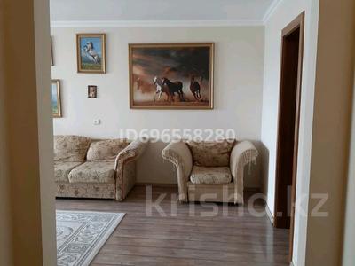 2-бөлмелі пәтер · 52 м² · 4/5 қабат, проспект Б. Момышулы 25 — Пр. Б. Момышулы, бағасы: 180 000 ₸ в Шымкенте